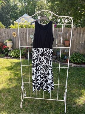 Fred David Black & White Sleeveless Maxi Dress with Leaf Print Skirt.